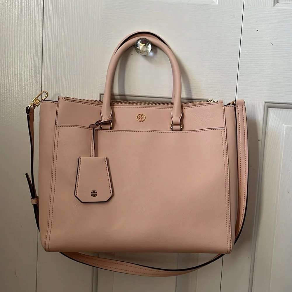 NWOT Tory Burch Saffiano Leather Pink Robinson double zip tote bag - Picture 13 of 16